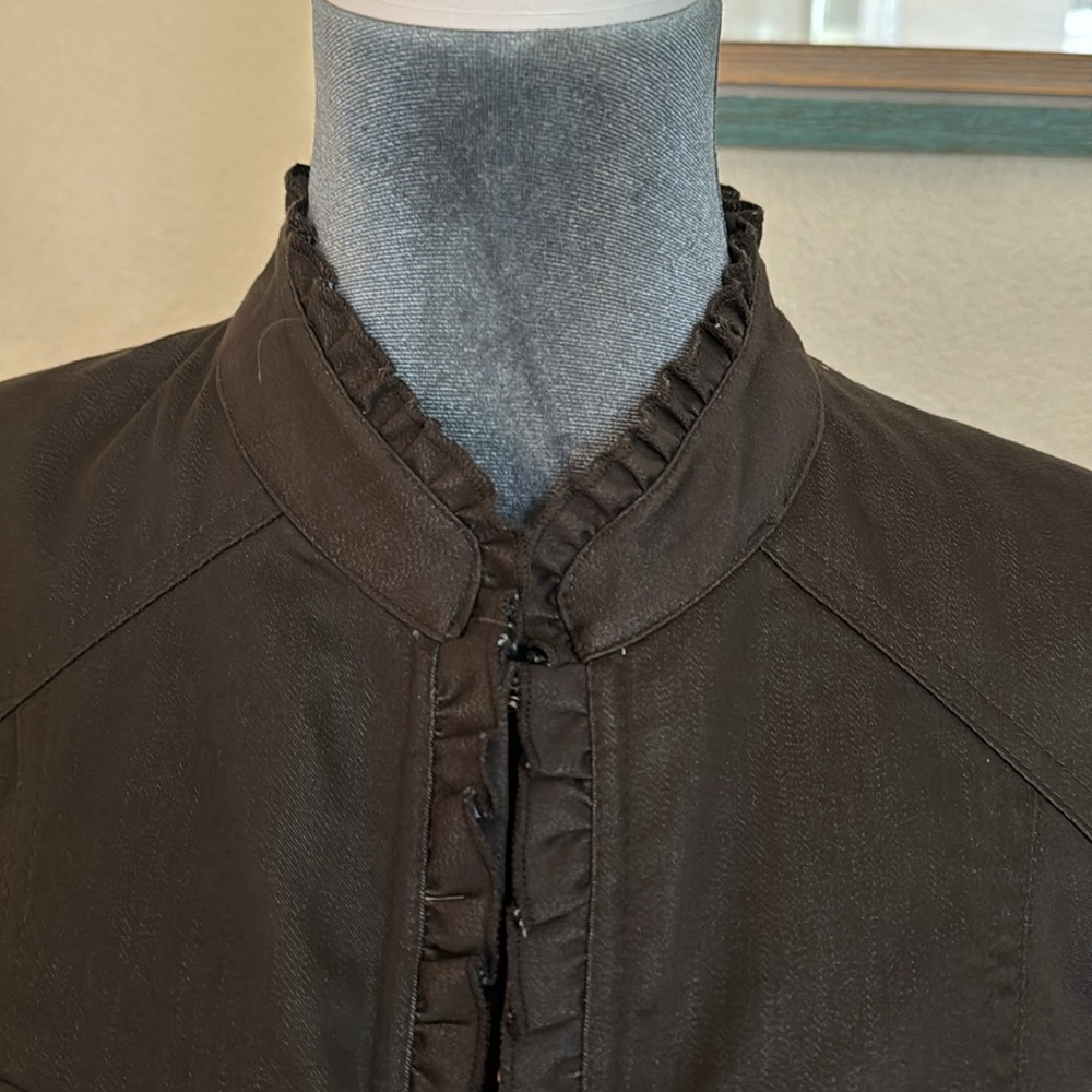 Willi Smith Dark Brown Ruffled Front Lightweight … - image 6